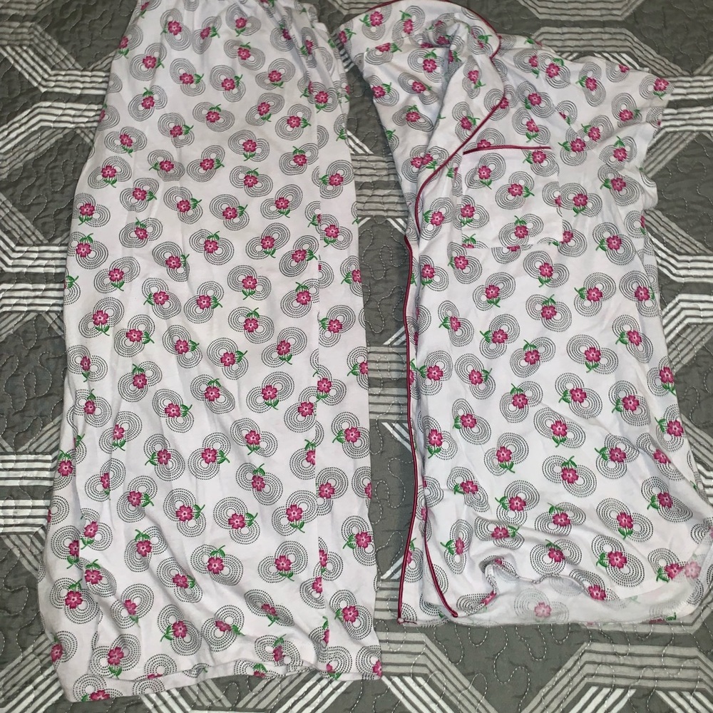 Pajama Set - Short Sleeve Top w/ Carpi Bottoms